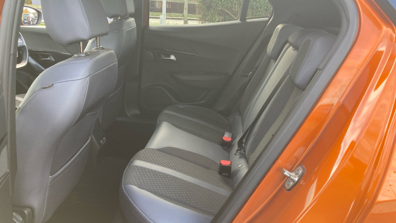 Peugeot 2008 1.2 PureTech Allure 5dr Petrol Estate